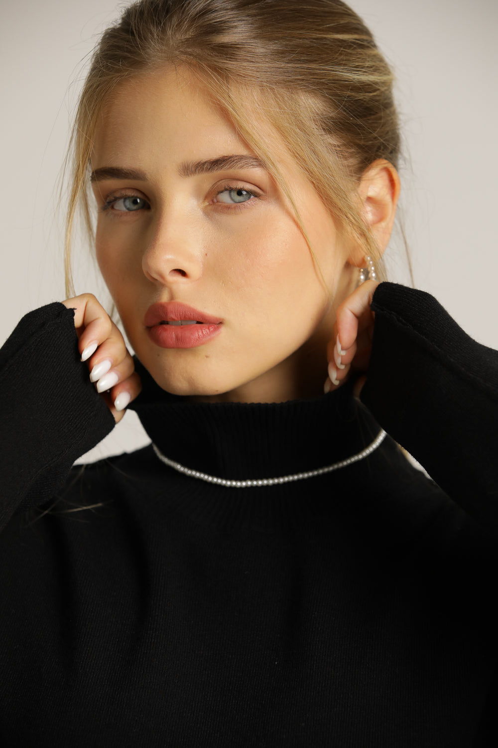 Cropped Long-Sleeve Turtleneck Knit