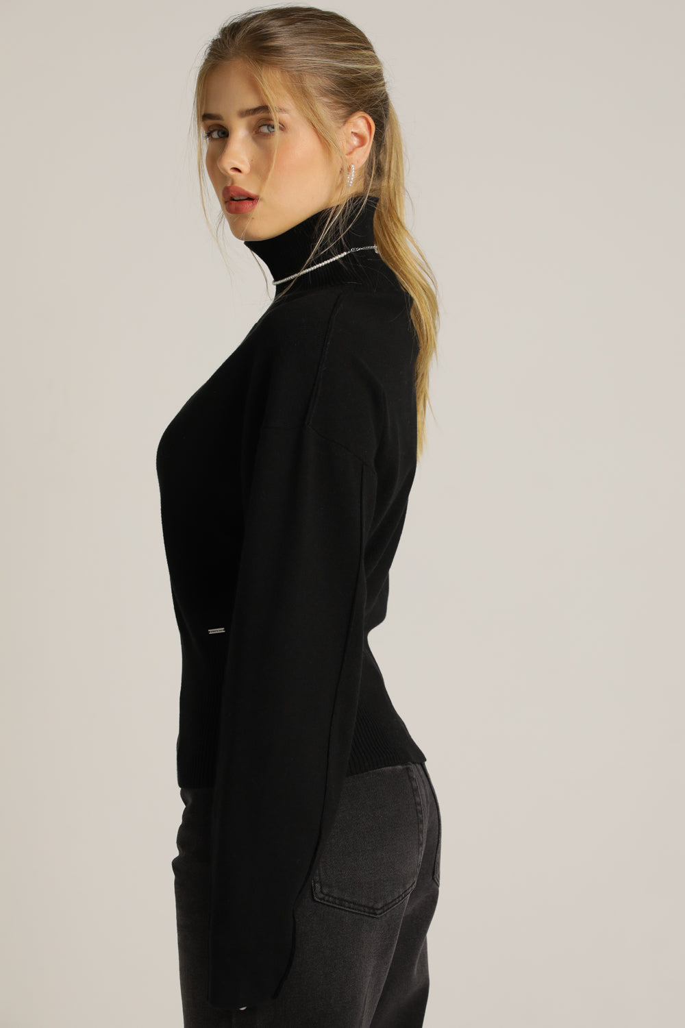 Cropped Long-Sleeve Turtleneck Knit