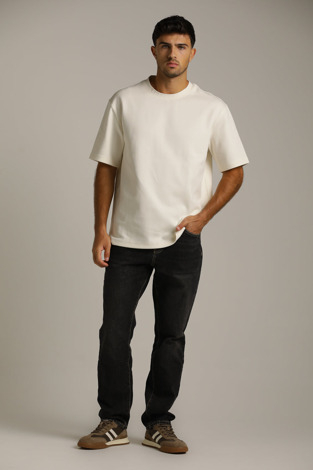 Washed Straight-Fit Jeans