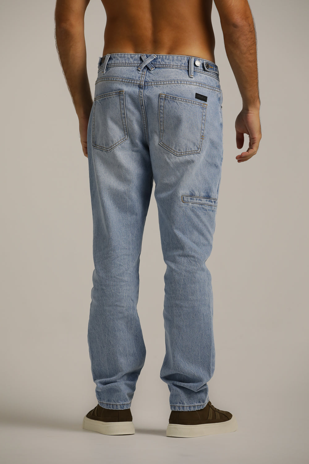 Washed Straight-Fit Jeans