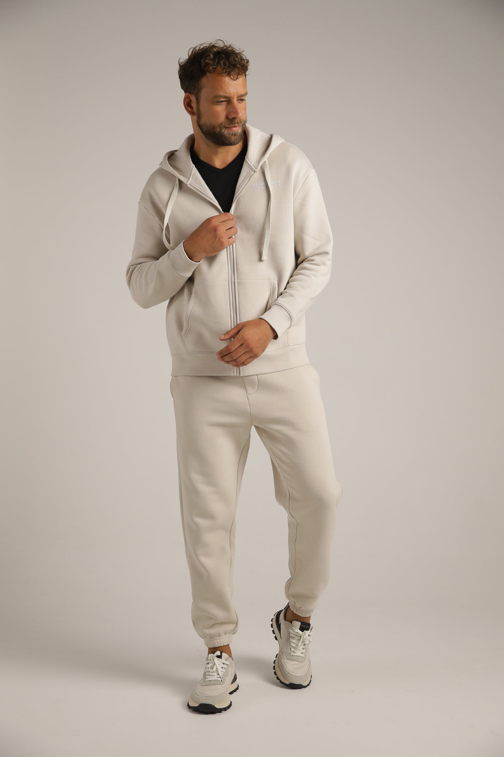 Oversized Hoodie Zip Up
