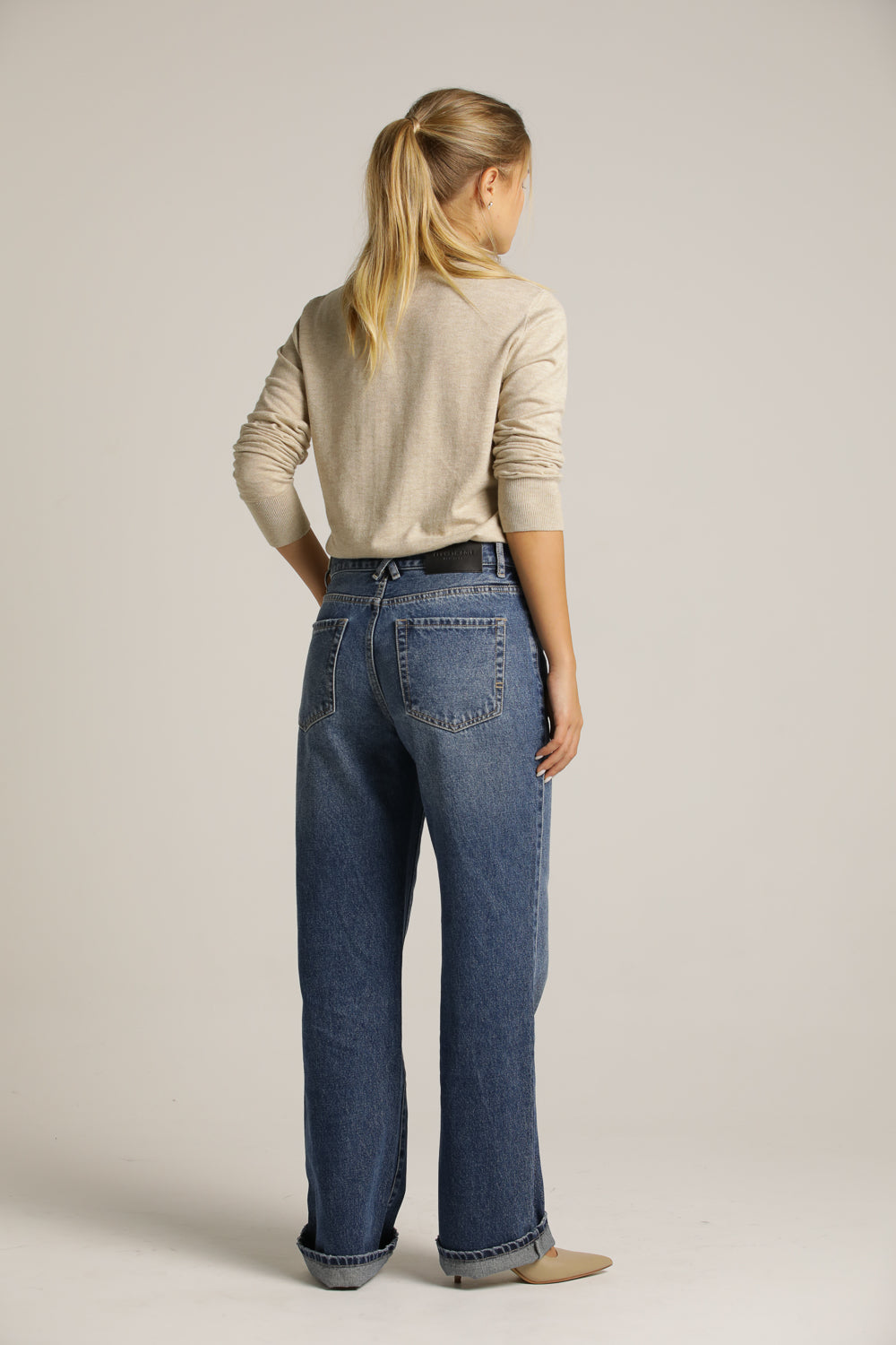 Straight-Fit Jeans