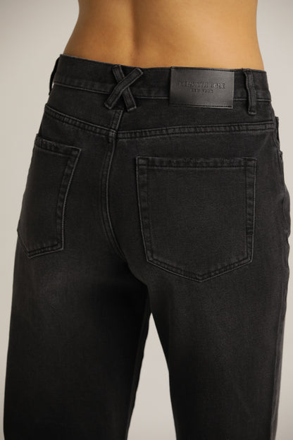 Straight-Fit Jeans