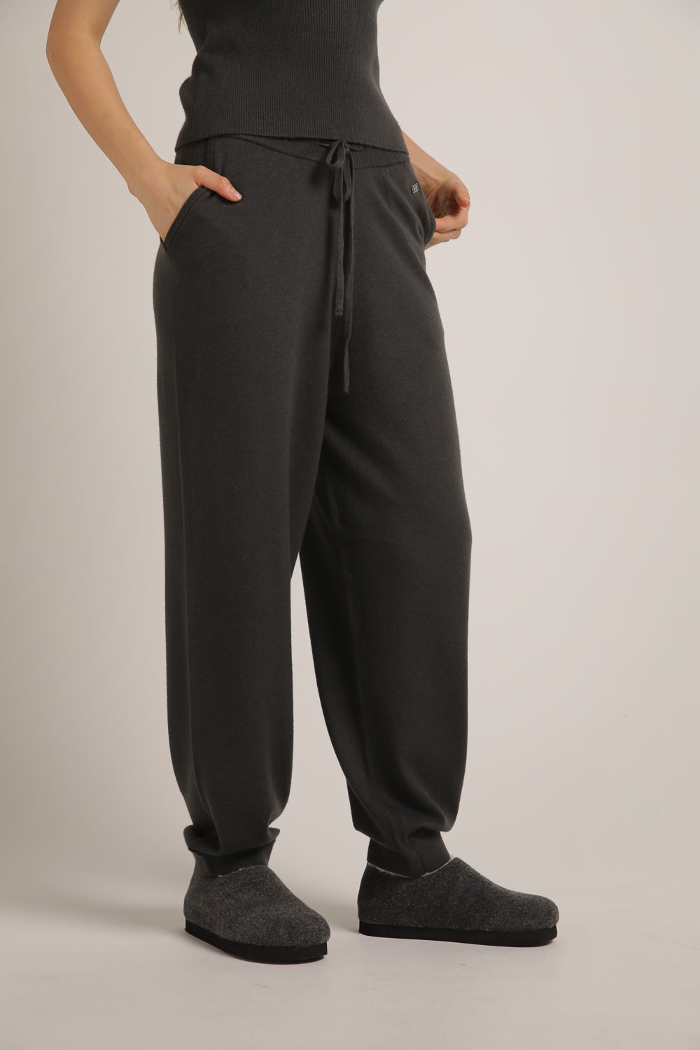 Knitted Cuffed Pants