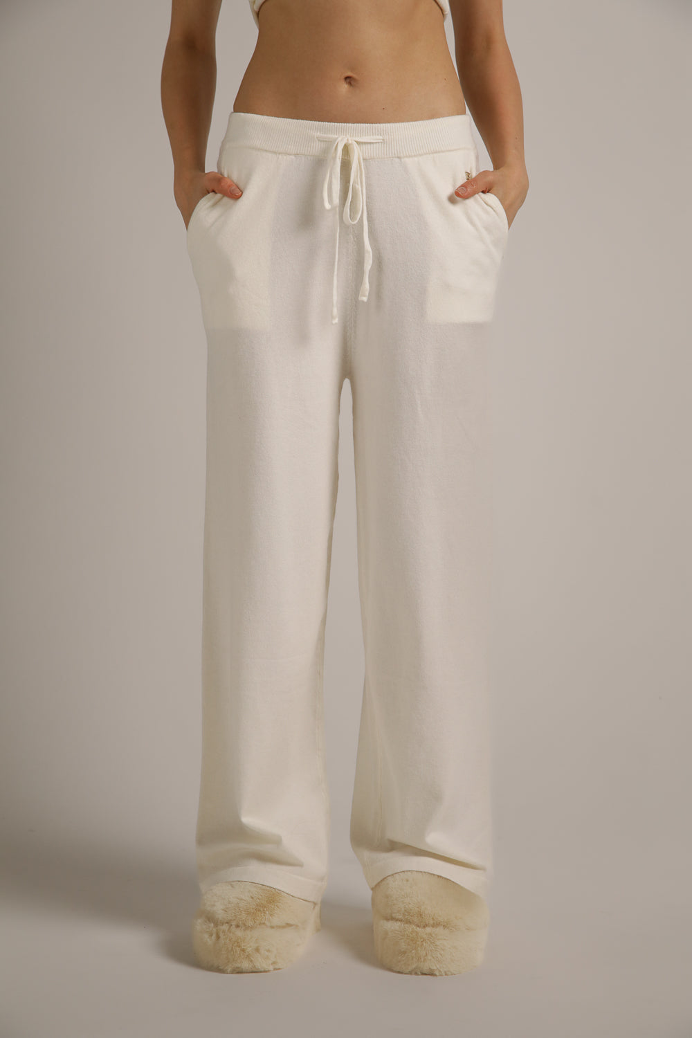 Knitted Wide Leg Pants
