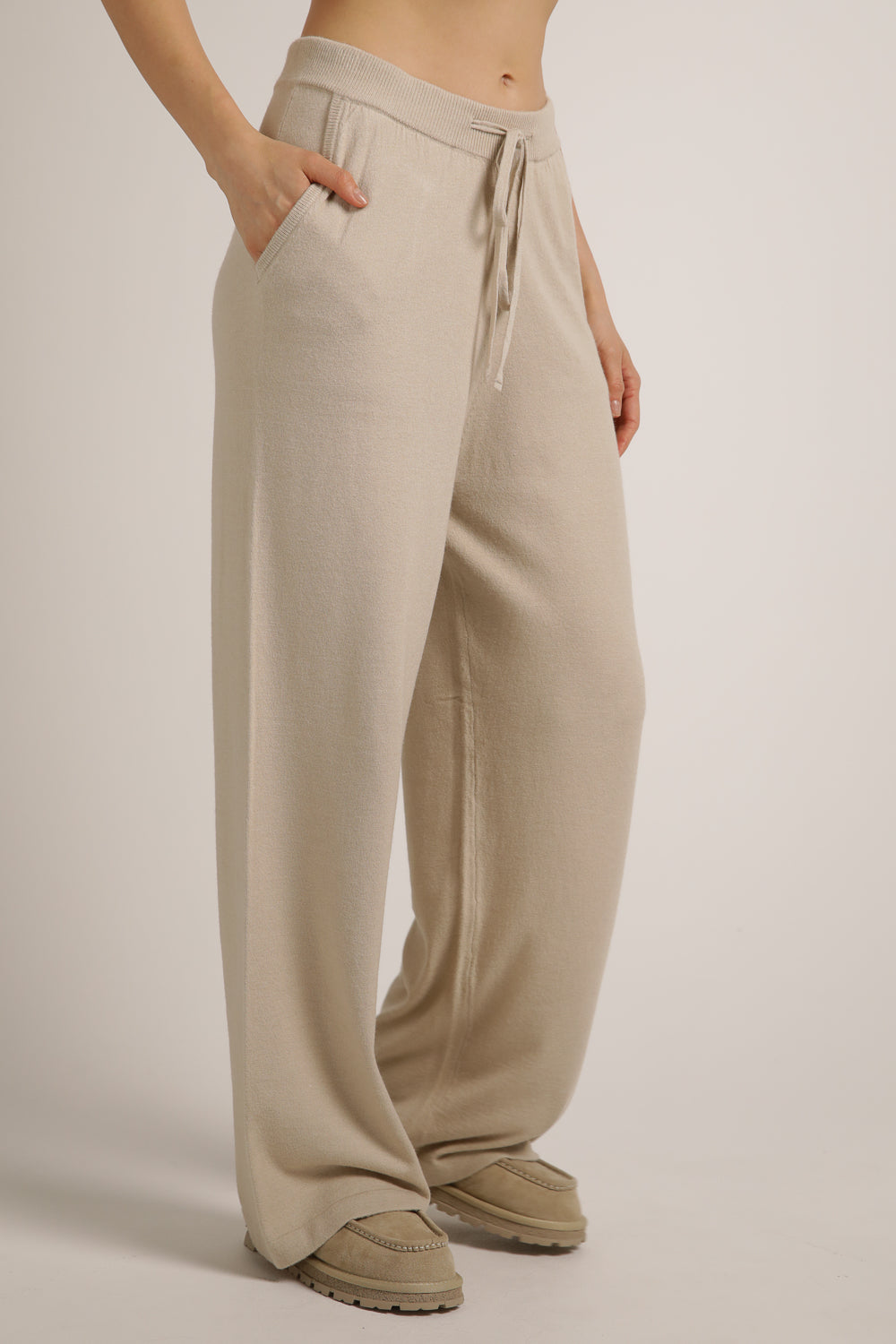Knitted Wide Leg Pants
