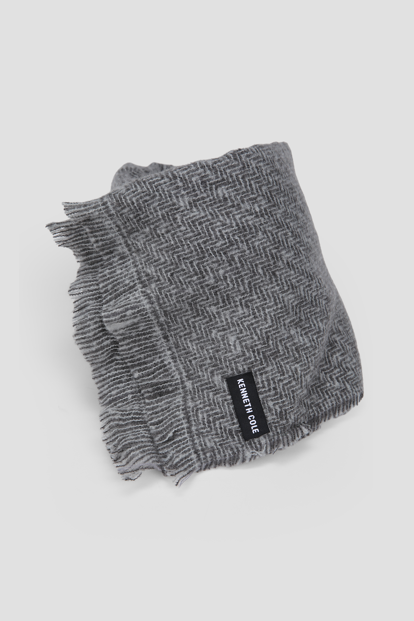 Knitted Scarf With Zigzag Pattern