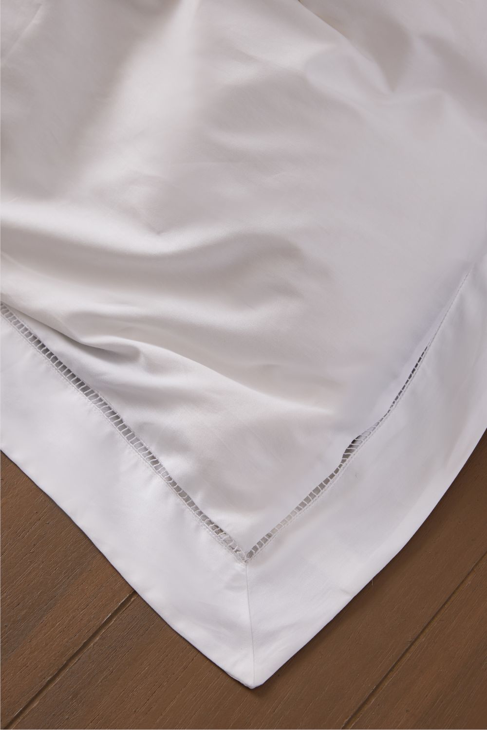 Sateen Pillowcase with Signature Embroidery