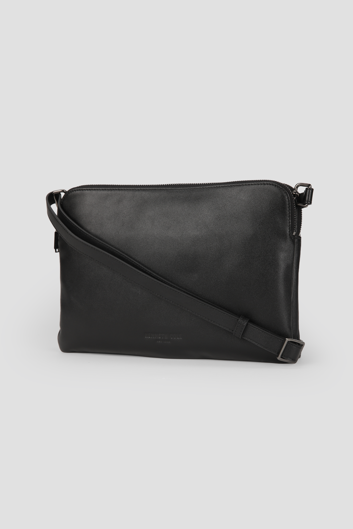 Woman's Leather Crossbody