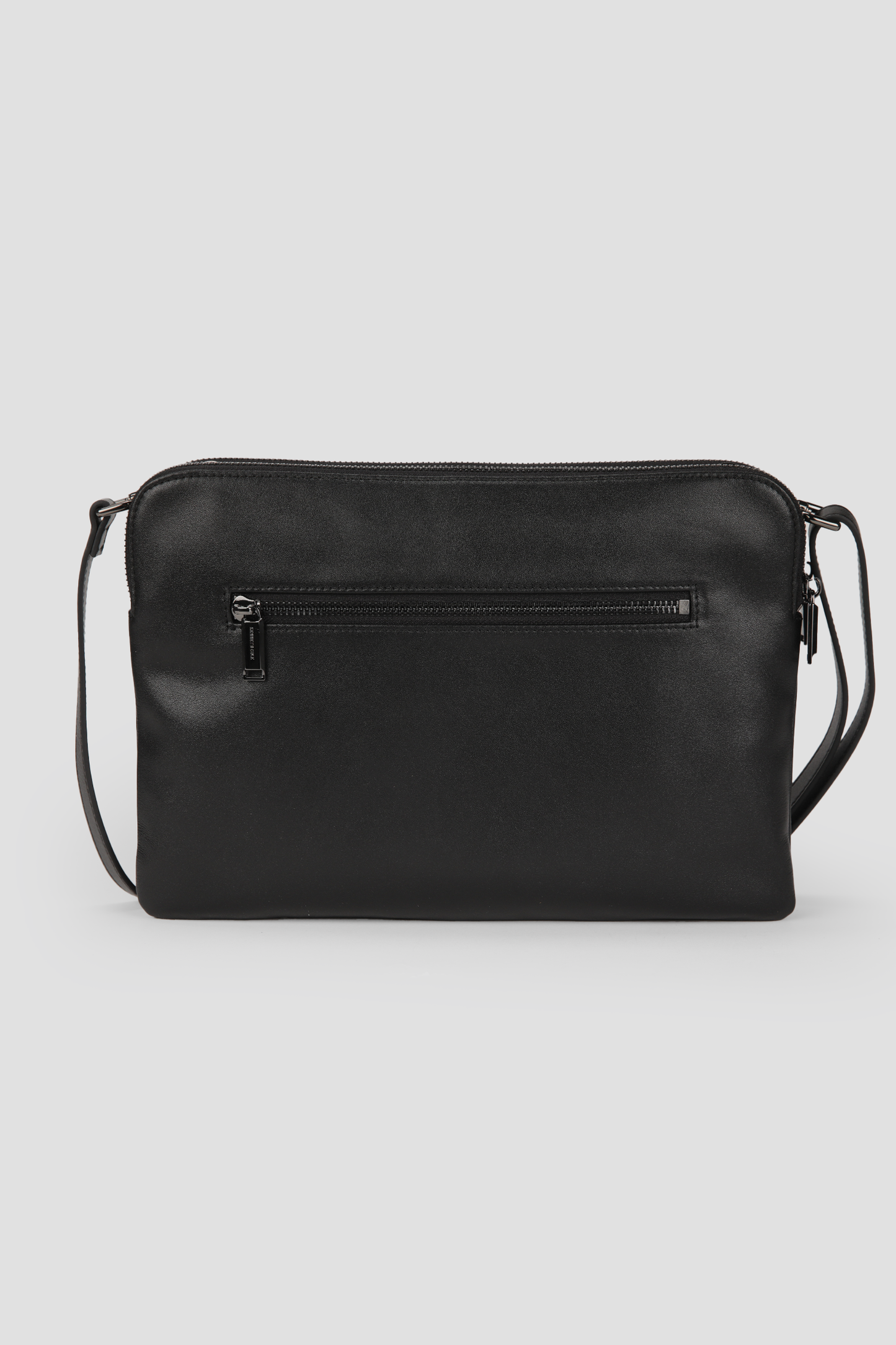 Woman's Leather Crossbody