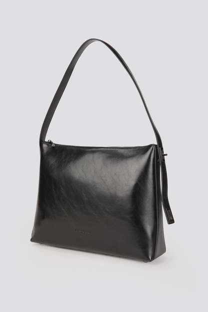 Woman's Leather Shoulder Bag