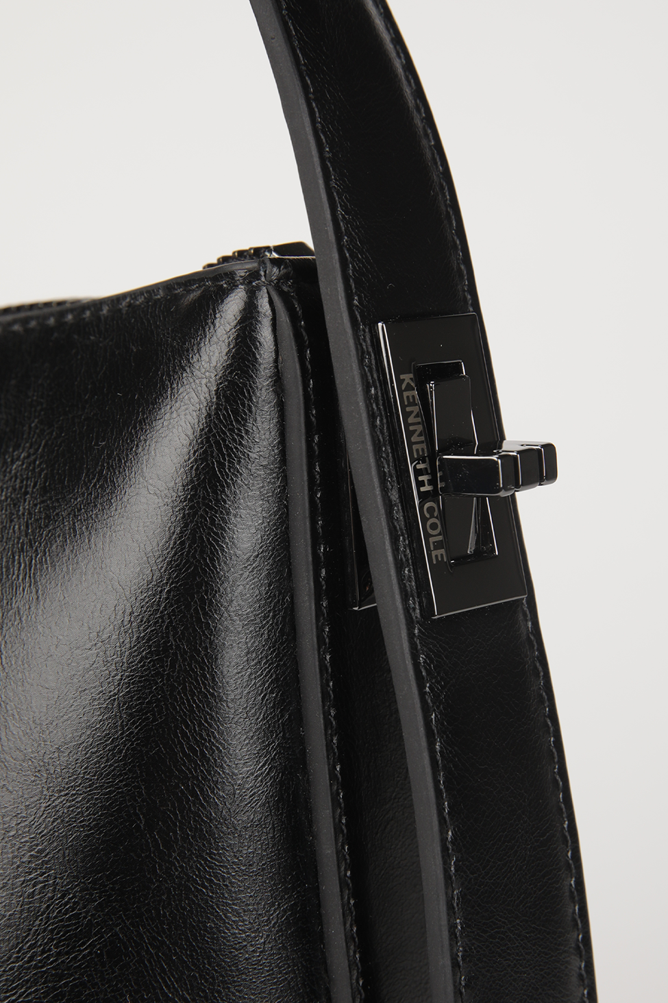 Woman's Leather Shoulder Bag