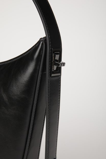 Woman's Leather Shoulder Bag