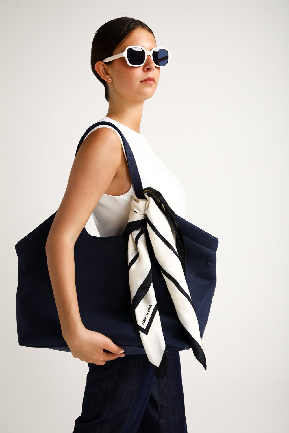 Geometric Print Logo Scarf