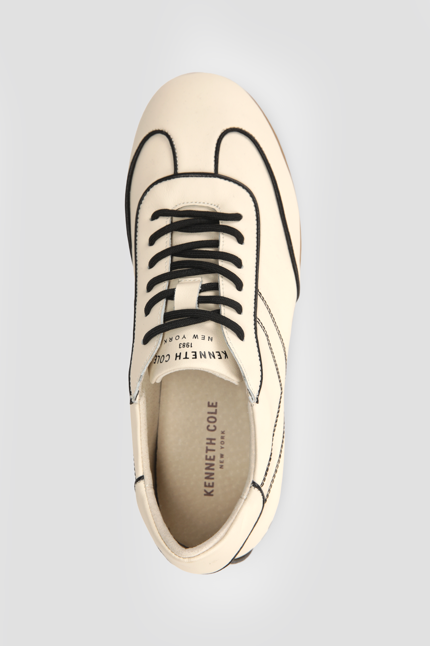 Contrast Piping Leather Sneaker